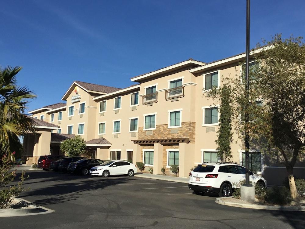 Comfort Inn And Suites Yuma I-8 Exterior foto